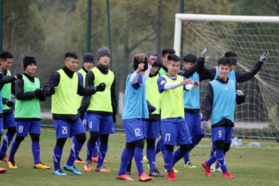 U23 Việt Nam bước vào buổi tập đầu tiên tại  Thượng Hải