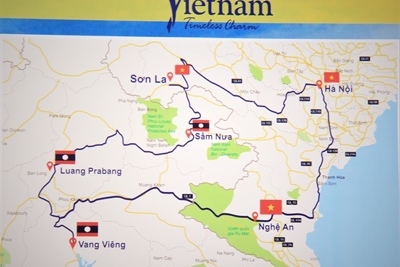 Hấp dẫn tour tự lái xe qua các kinh đô Việt – Lào