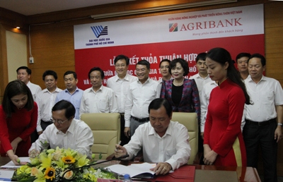 Agribank ký thoả thuận hợp tác toàn diện với Đại học Quốc gia TP Hồ Chí Minh