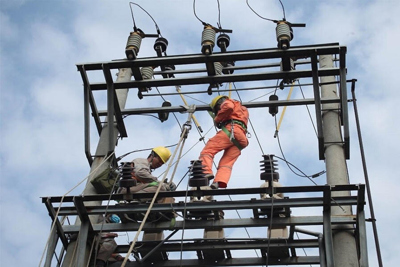 EVNNPC đảm bảo cung ứng điện an toàn trong dịp lễ Noel, Tết dương lịch năm 2022