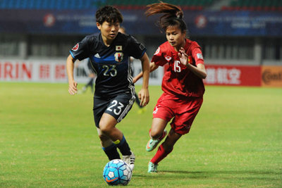Gặp ngay đối thủ mạnh ở trận đầu, U19 nữ Việt Nam thua đậm 0-8