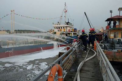Thông tin mới nhất về đám cháy tàu chở dầu tại cảng Đình Vũ, Hải Phòng