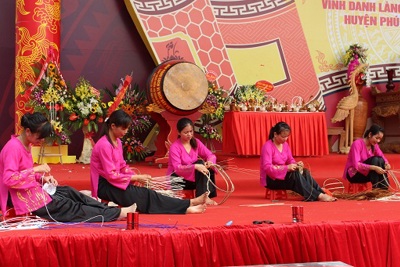 Thi tay nghề tại Lễ hội làng nghề truyền thống huyện Phú Xuyên 2017