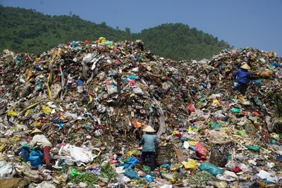 Đà Nẵng lùi việc di dời bãi rác Khánh Sơn đến năm 2022