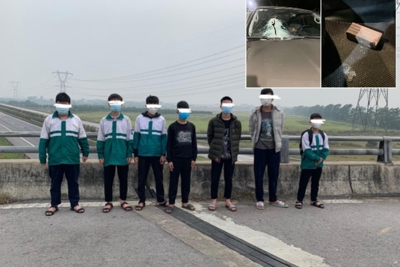 Xác định 7 học sinh lấy gạch đá ném vào ô tô trên cao tốc Hà Nội - Thái Nguyên
