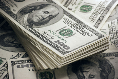 Đồng USD tăng giá trước phiên điều trần của Chủ tịch FED về chính sách tiền tệ