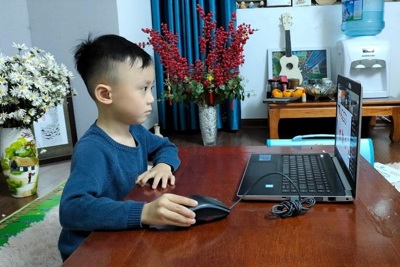 Kiểm tra đối với lớp 1, 2 tại Hà Nội: Giải pháp căn cơ vẫn là trực tuyến