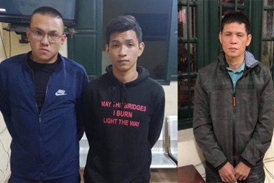 Hà Nội: Đôi bạn 9X “dạo phố” mang theo ma túy gặp ngay cảnh sát 141
