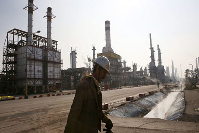 Iran kêu gọi Mỹ dừng cản trở ngành năng lượng của Tehran để giảm giá dầu