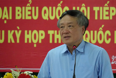 Chánh án TAND Tối cao Nguyễn Hòa Bình tiếp xúc cử tri tại Quảng Ngãi