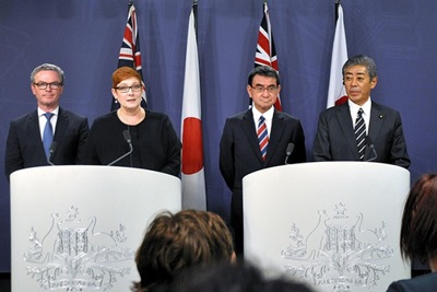 Australia, Nhật Bản cam kết "liên thủ" ở Biển Đông
