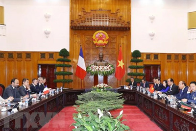 Thủ tướng Nguyễn Xuân Phúc hội đàm với Thủ tướng Pháp Édouard Philippe