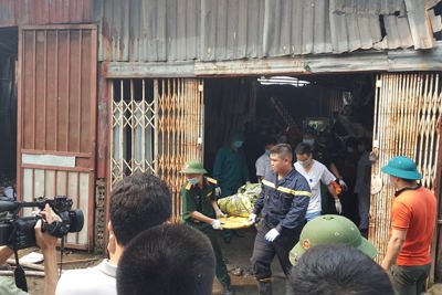 [Video] Hiện trường vụ cháy đặc biệt nghiêm trọng tại quận Nam Từ Liêm