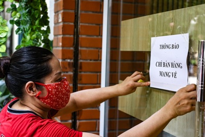 Hà Nội: 5 phường "nguy cơ cao" quận Hoàn Kiếm dừng bán hàng ăn uống tại chỗ
