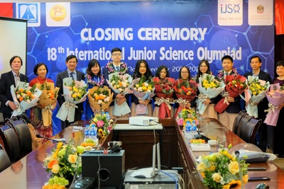 Đoàn Việt Nam đạt thành tích cao nhất sau 10 lần tham dự Kỳ thi Olympic khoa học trẻ quốc tế