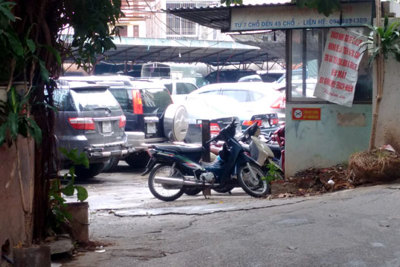 Xử lý bãi xe không phép tại quận Ba Đình: Nơi quyết liệt, chỗ thờ ơ