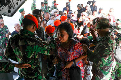 Việt Nam viện trợ 100.000 USD cho nạn nhân thảm họa kép ở Indonesia