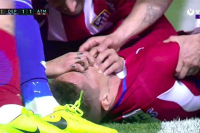 Fernando Torres gặp chấn thương kinh hoàng