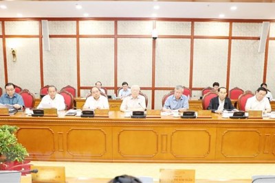 Bộ Chính trị họp về các đề án chuẩn bị trình Hội nghị Trung ương 8 khóa XII