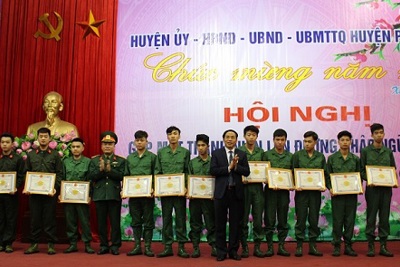 Huyện Phú Xuyên gặp mặt tân binh trước ngày lên đường nhập ngũ