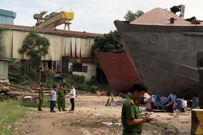 TP Hồ Chí Minh: Nổ tại xưởng đóng tàu, 2 người chết