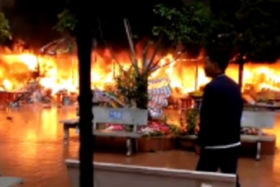 Cháy dữ dội tại khu đền Mẫu ở Lạng Sơn