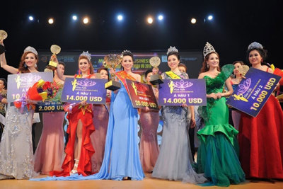 Gần 1,5 tỷ đồng cho người giành chiến thắng Hoa hậu Doanh nhân Hoàn vũ 2019
