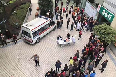 Trung Quốc: 14 trẻ đẫm máu sau vụ tấn công dao tại trường mẫu giáo