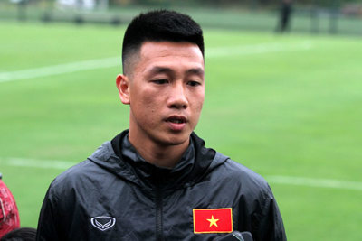 Tiền vệ Huy Hùng: "Tôi muốn dành tặng bàn thắng cho tất cả người hâm mộ"
