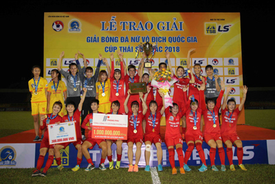 Phong Phú Hà Nam lần đầu tiên vô địch giải bóng đá nữ Vô địch Quốc gia