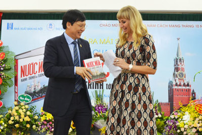 Ra mắt sách “Nước Nga – Hành trình tới tương lai” của nhà báo Hồ Quang Lợi