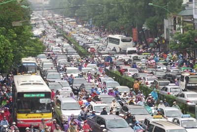 Hà Nội: Chất lượng không khí khu dân cư được cải thiện, các điểm giao thông đang xấu đi