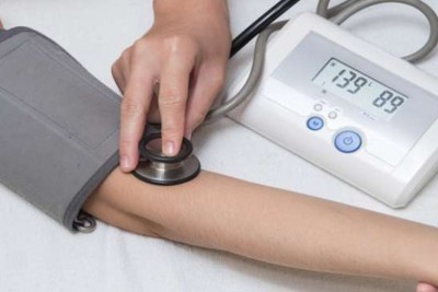 Sử dụng máy đo huyết áp đúng cách