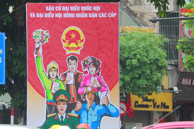 Hà Nội: Rực rỡ cờ hoa chào mừng ngày hội toàn dân tộc