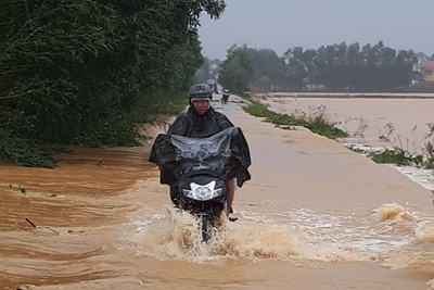 Thừa Thiên Huế, Quảng Nam ngập sâu, nhiều vùng bị cô lập