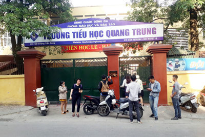 Hà Nội: Yêu cầu tạm đình chỉ giáo viên cho học sinh tát bạn 50 cái