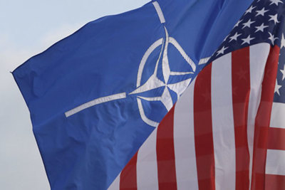 Lo sợ trách nhiệm, NATO bất ngờ kêu gọi Mỹ không rút khỏi INF với Nga