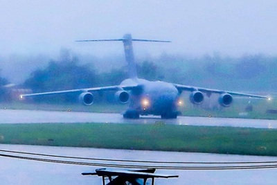 Máy bay vận tải của Tổng thống Mỹ đã tới Đà Nẵng