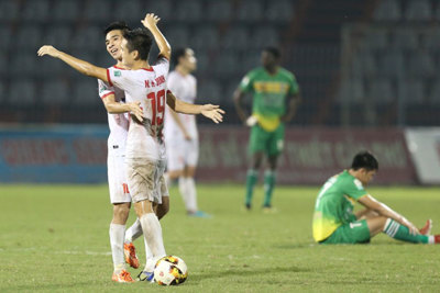 Play- off 2018: Đá trên sân Vinh, Nam Định không có ngoại binh