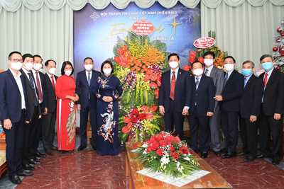 Lãnh đạo thành phố chúc mừng Tổng hội Thánh Tin lành Việt Nam miền Bắc