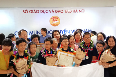 Hà Nội khen thưởng các học sinh đạt huy chương kỳ thi IMSO 2018