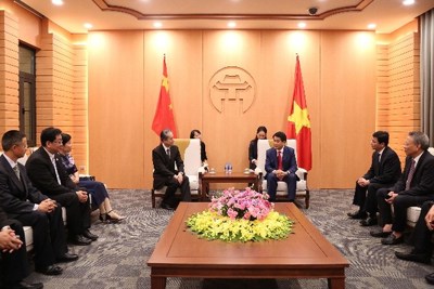Chủ tịch UBND TP Hà Nội tiếp Tân Đại sứ Trung Quốc tại Việt Nam