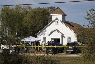 Mỹ: Xả súng kinh hoàng làm 26 người thiệt mạng tại một nhà thờ ở bang Texas