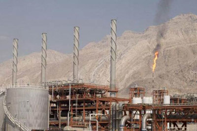 Giá dầu giảm mạnh sau khi Mỹ nới lỏng gói trừng phạt thứ 2 chống Iran