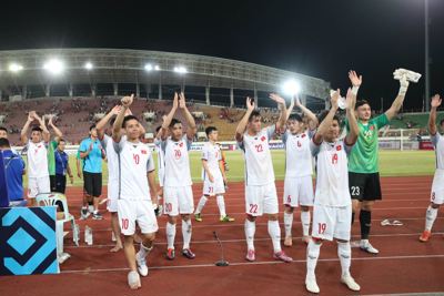 Tuyển Việt Nam khởi đầu suôn sẻ cho hành trình chinh phục AFF Cup