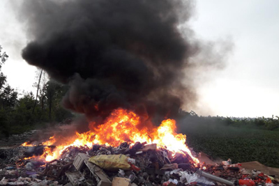 Hà Nội: Hàng nghìn hộ dân khổ vì bãi đốt rác thải công nghiệp