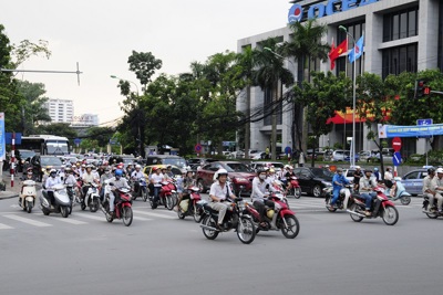 Kế hoạch tổng thể đảm bảo an toàn giao thông đường bộ tại Hà Nội: Kỳ vọng nhiều đổi thay tích cực