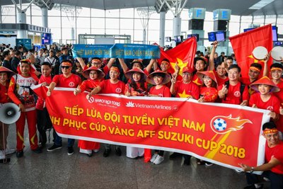Cùng HanoiRedtours cổ vũ đội tuyển Việt Nam trận chung kết lượt đi Giải AFF Suzuki Cup