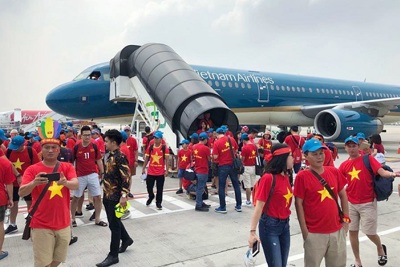 Nở rộ tour sang Malaysia cổ vũ tuyển Việt Nam