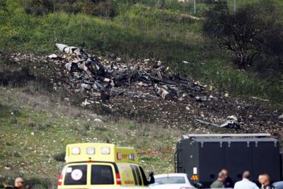 Israel không kích Syria dữ dội đáp trả vụ máy bay bị bắn rơi